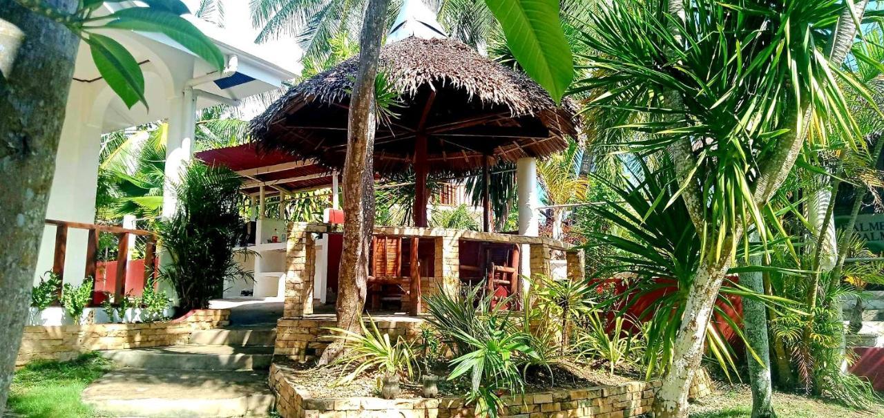Palmera Palma Private 1-Br Bungalow In Moalboal Exteriör bild