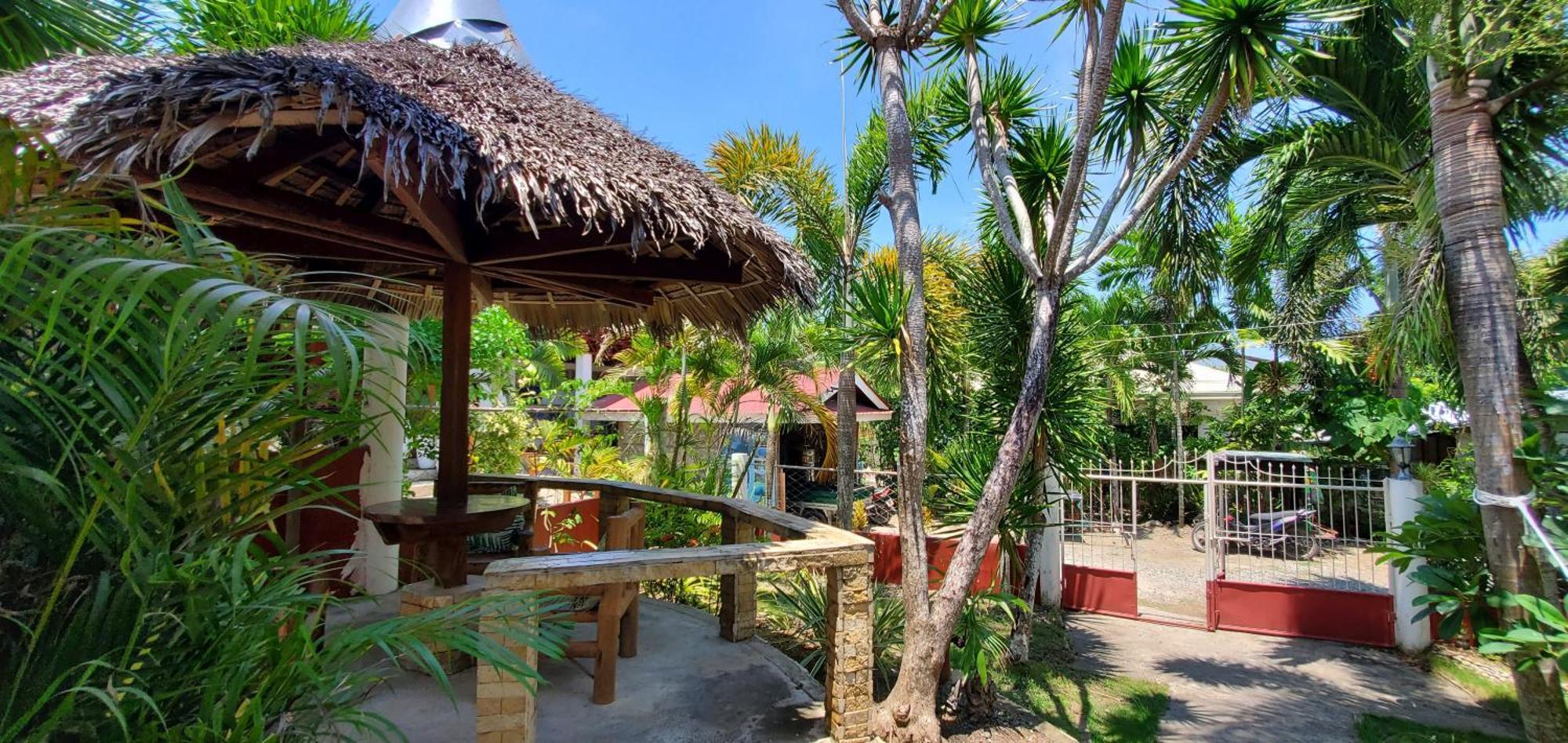 Palmera Palma Private 1-Br Bungalow In Moalboal Exteriör bild
